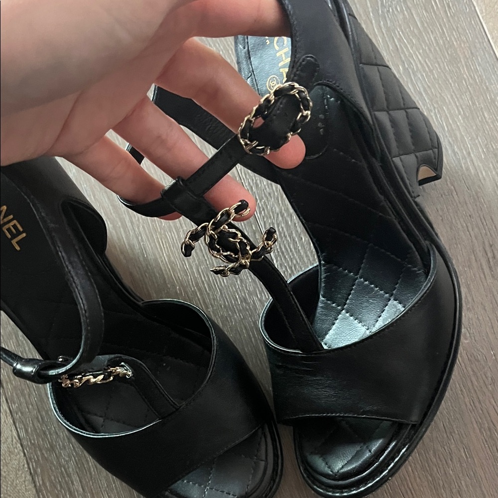 CHANEL Black Leather Platform Slingback Sandals with Gold CC Chain - Picture 7 of 7
